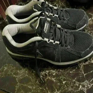 Nike Dual fusion men running, walking, athletic, , gym, ,or women sneakers :